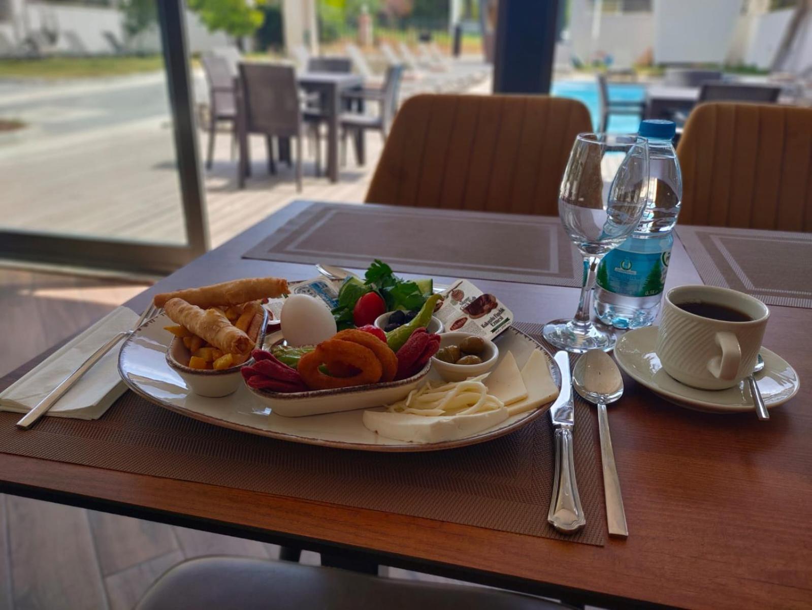 Iberis Hotel Lara Altinkum  외부 사진